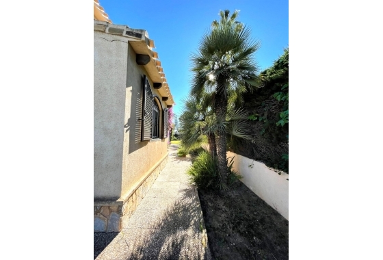 Revente - Villa - Villamartin