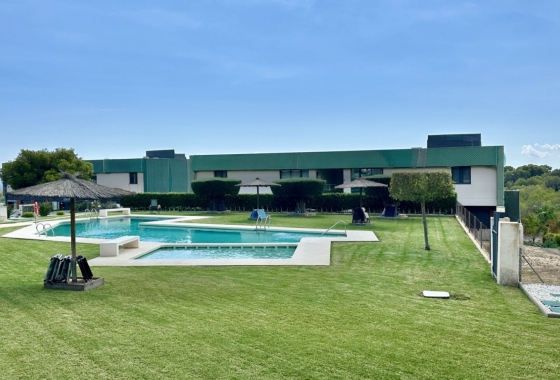 Resale - Apartment / flat - Orihuela Costa - Villamartín