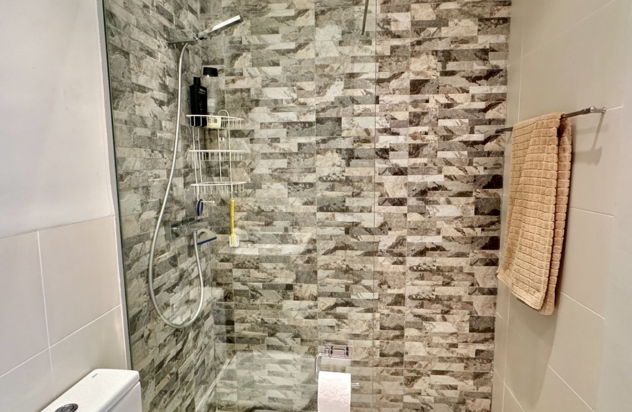 Resale - Apartment / flat - Orihuela Costa - Villamartín