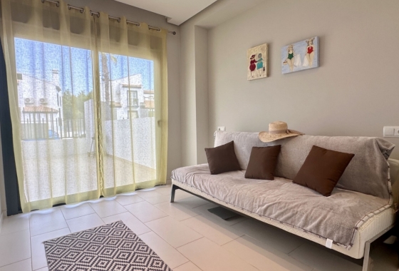 Resale - Apartment / flat - Orihuela Costa - Villamartín