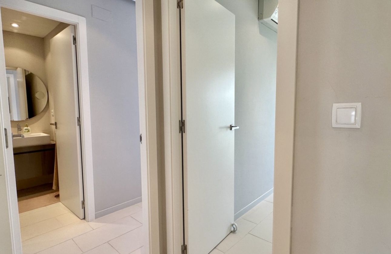 Resale - Apartment / flat - Orihuela Costa - Villamartín