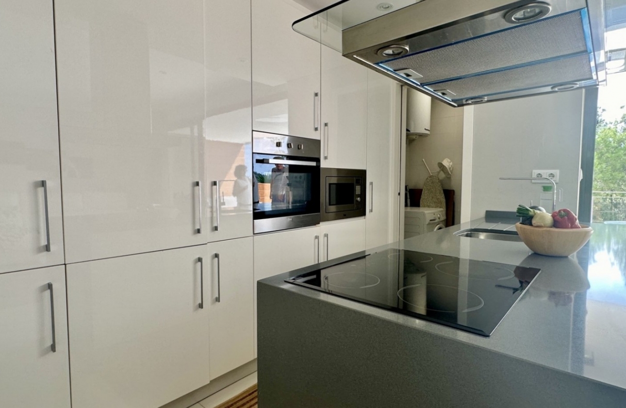 Resale - Apartment / flat - Orihuela Costa - Villamartín