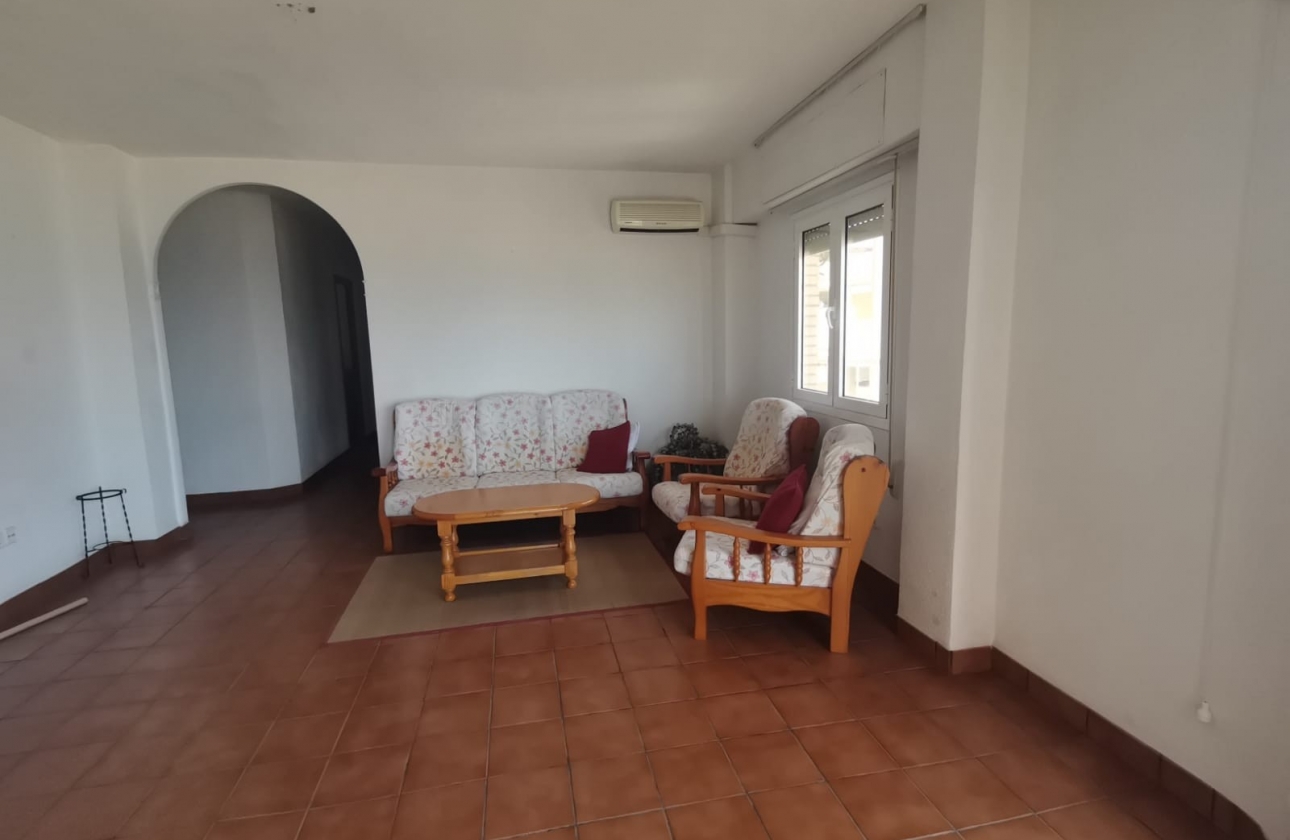 Resale - Apartment / flat - Torrevieja - La Mata