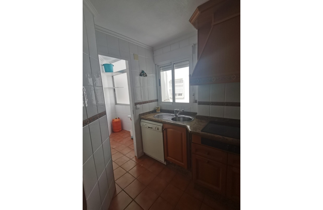 Resale - Apartment / flat - Torrevieja - La Mata