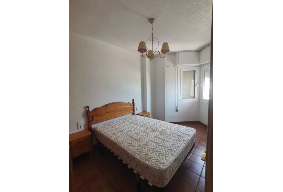Resale - Apartment / flat - Torrevieja - La Mata