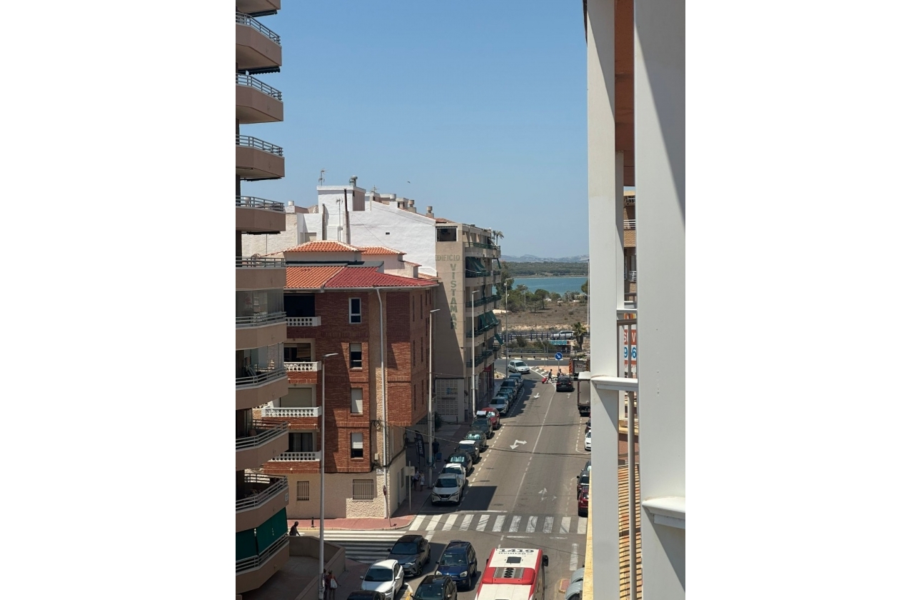 Resale - Apartment / flat - Torrevieja - La Mata