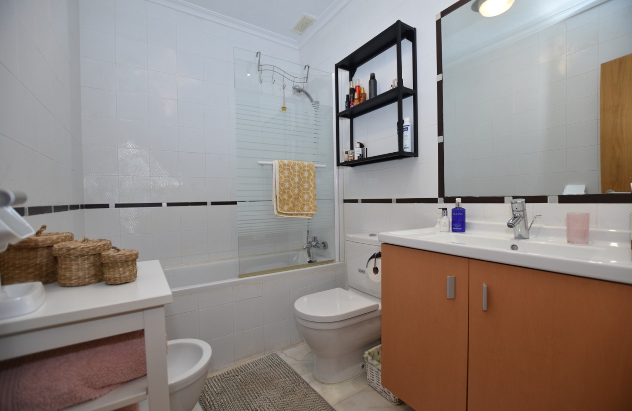 Resale - House - Algorfa - La finca Golf