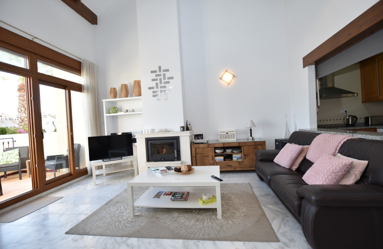 Resale - House - Algorfa - La finca Golf