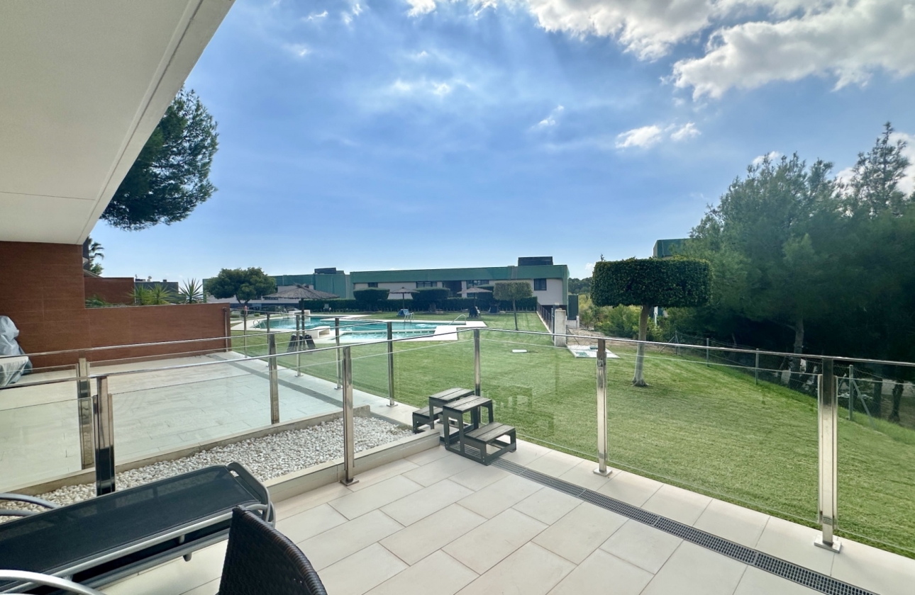 Resale - Apartment / flat - Orihuela Costa - Villamartín