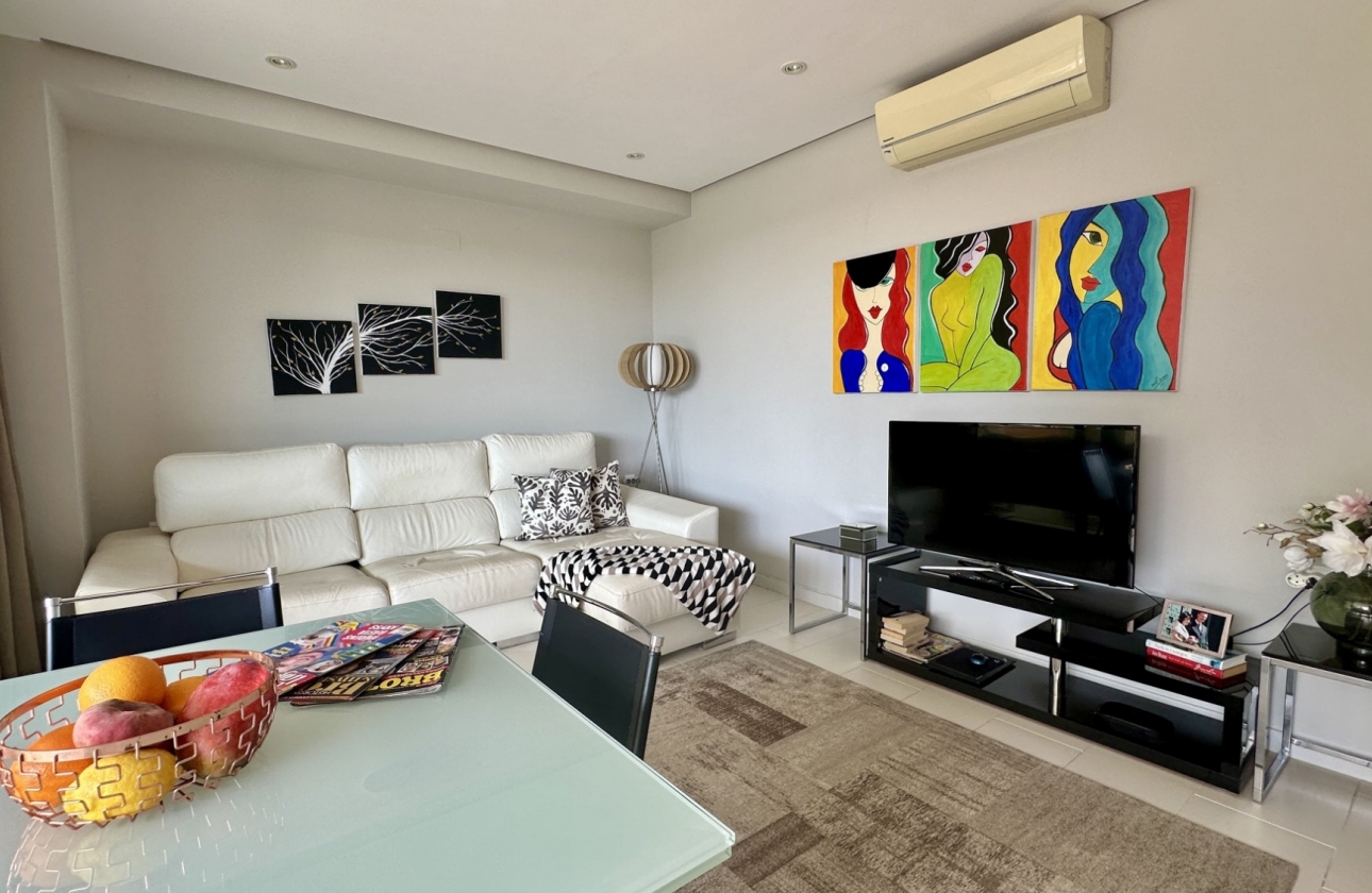 Resale - Apartment / flat - Orihuela Costa - Villamartín