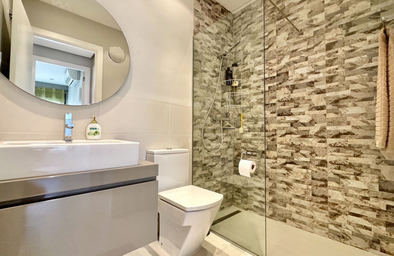 Resale - Apartment / flat - Orihuela Costa - Villamartín