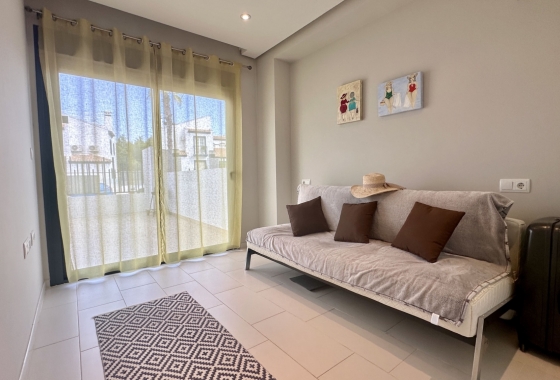 Resale - Apartment / flat - Orihuela Costa - Villamartín