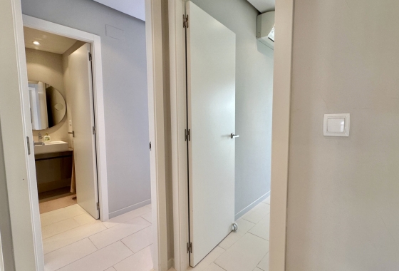 Resale - Apartment / flat - Orihuela Costa - Villamartín