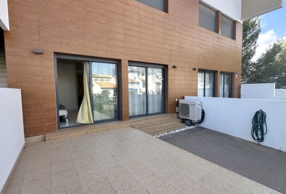 Resale - Apartment / flat - Orihuela Costa - Villamartín