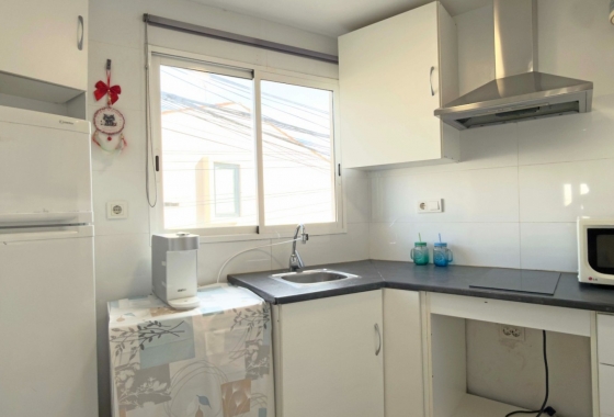 Resale - Apartment / flat - Torrevieja - El Acequión - Los Náufragos