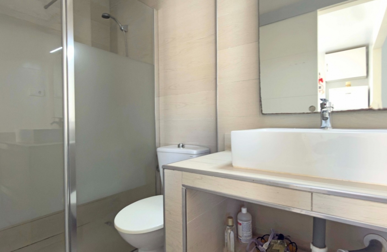 Resale - Apartment / flat - Torrevieja - El Acequión - Los Náufragos