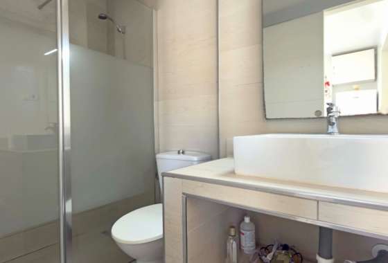 Resale - Apartment / flat - Torrevieja - El Acequión - Los Náufragos