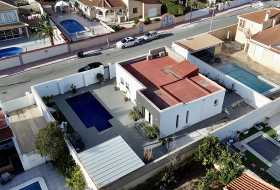 Resale - Villa - Rojales - Ciudad Quesada