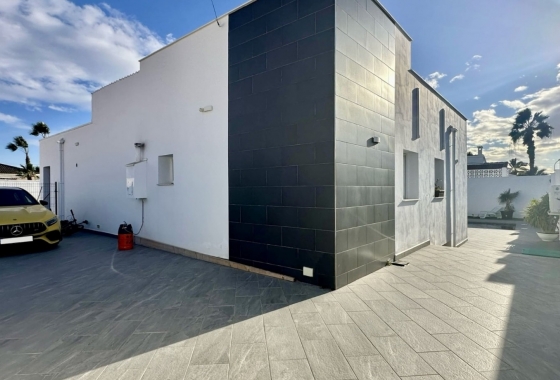 Resale - Villa - Rojales - Ciudad Quesada