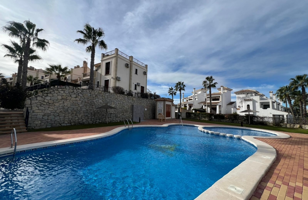 Resale - House - Algorfa - La finca Golf