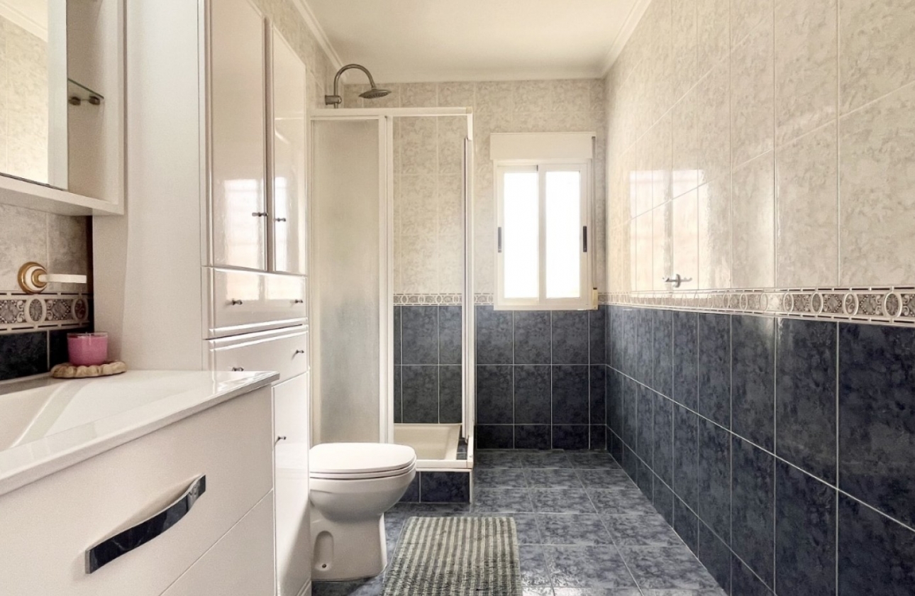 Resale - House - Torrevieja - La Siesta - El Salado -  Torreta