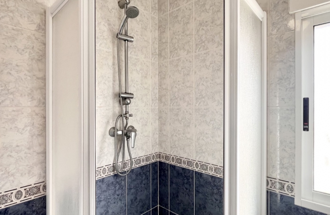 Resale - House - Torrevieja - La Siesta - El Salado -  Torreta