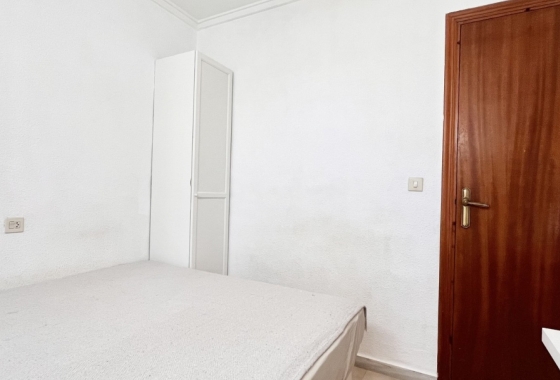 Resale - House - Torrevieja - La Siesta - El Salado -  Torreta