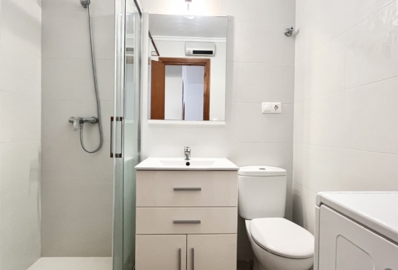 Resale - House - Torrevieja - La Siesta - El Salado -  Torreta