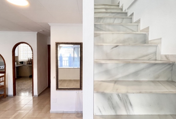 Resale - House - Torrevieja - La Siesta - El Salado -  Torreta