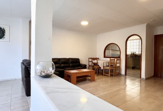 Resale - House - Torrevieja - La Siesta - El Salado -  Torreta