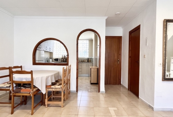 Resale - House - Torrevieja - La Siesta - El Salado -  Torreta