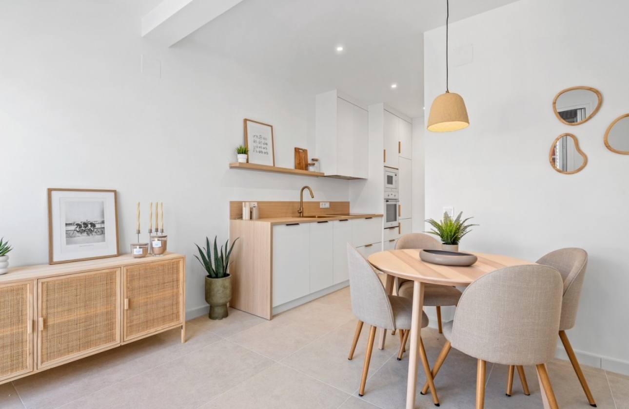 Resale - Apartment / flat - Torrevieja - La Siesta