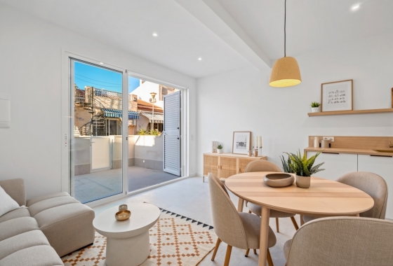 Resale - Apartment / flat - Torrevieja - La Siesta