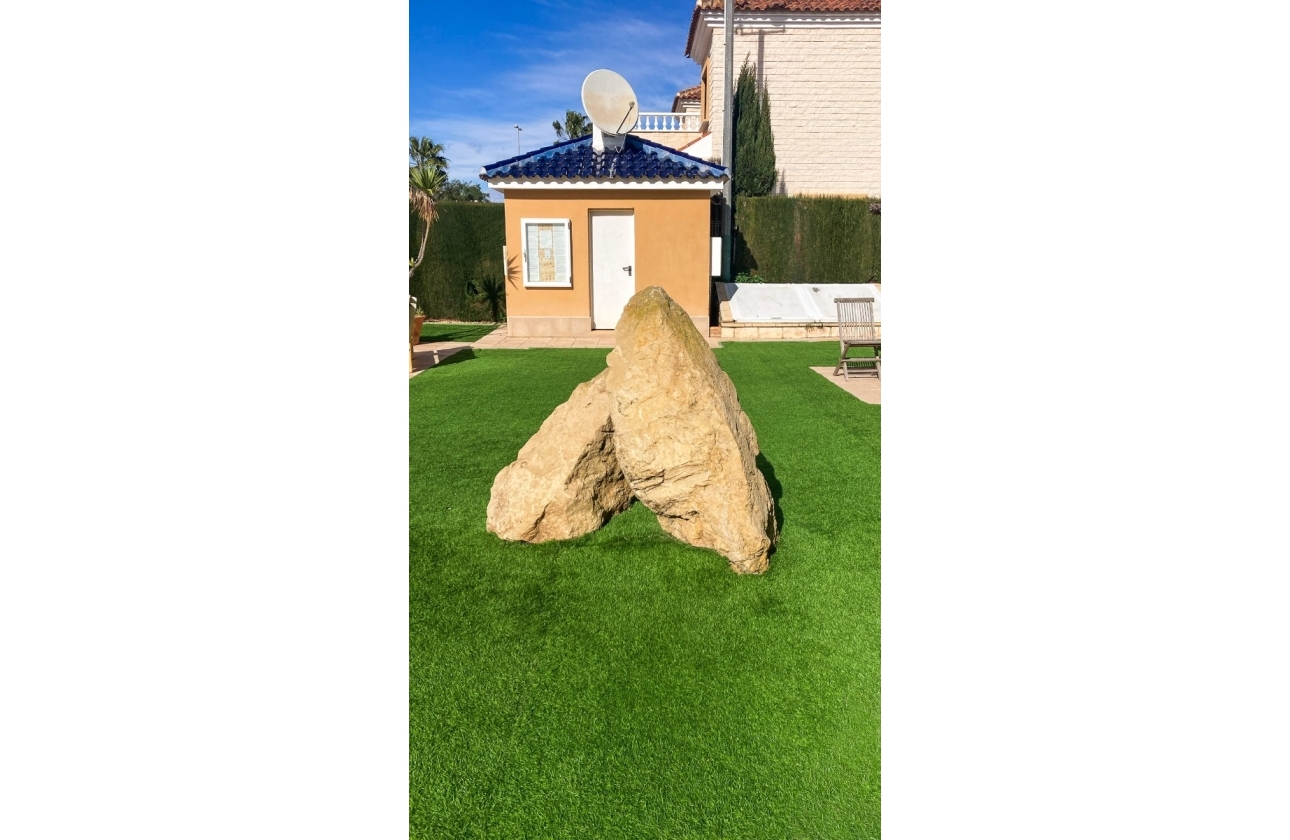 Resale - Villa - Guardamar del Segura - El Raso