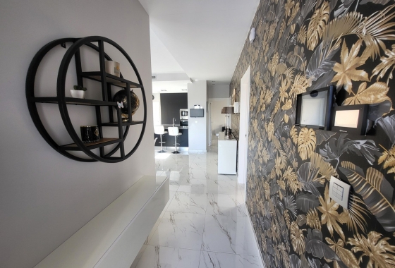 Resale - Villa - Villamartin