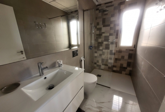 Resale - Villa - Villamartin