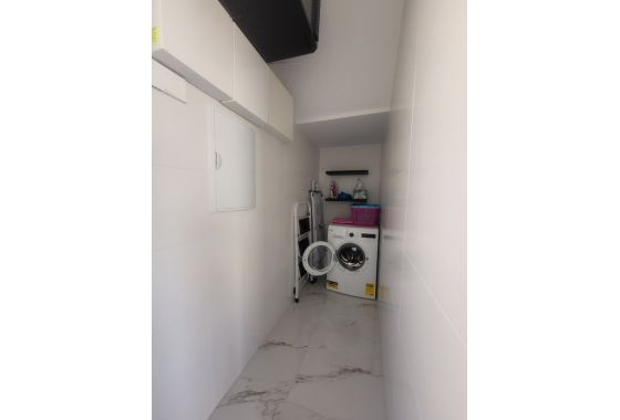 Resale - Villa - Villamartin