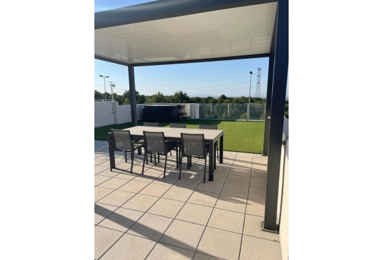 Resale - Villa - Villamartin