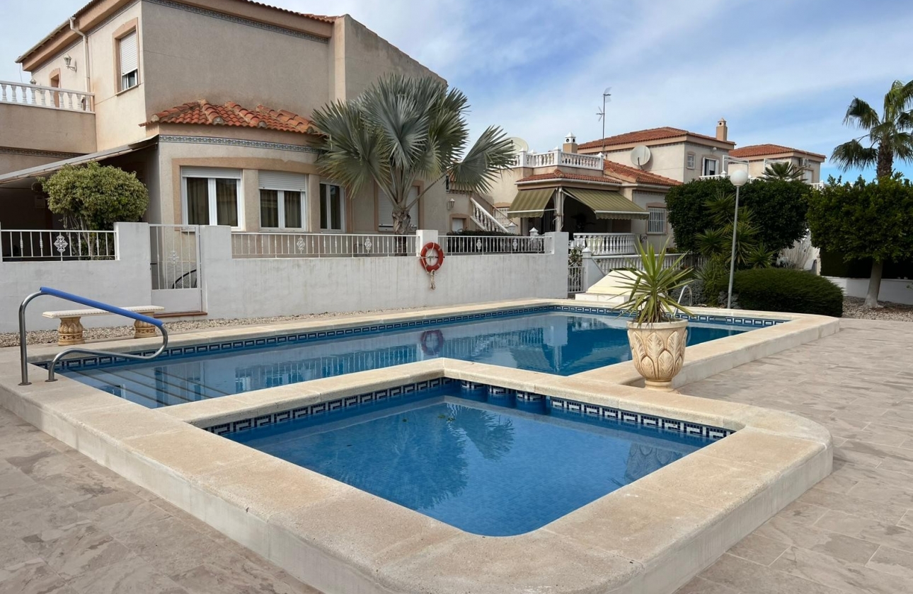 Resale - Villa - Algorfa - La finca Golf