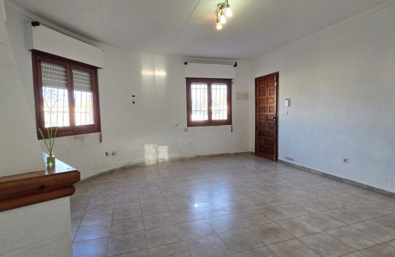 Resale - Villa - Torrevieja - El Chaparal