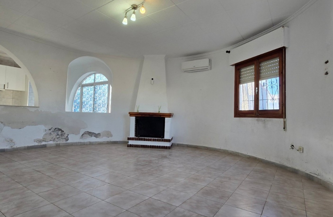 Resale - Villa - Torrevieja - El Chaparal