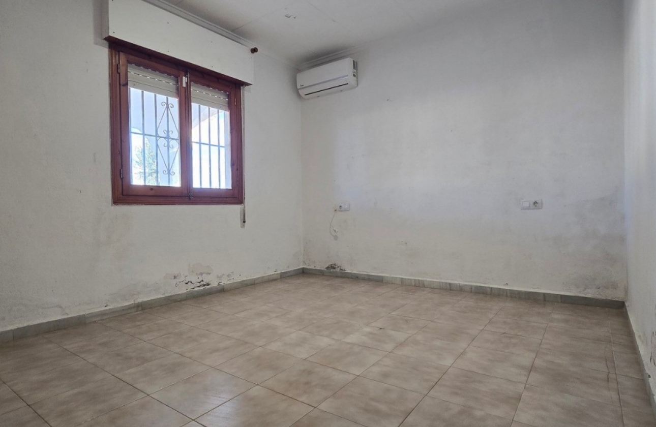 Resale - Villa - Torrevieja - El Chaparal