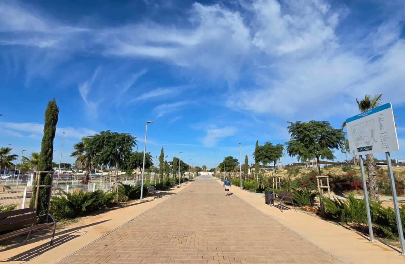 Resale - Villa - Torrevieja - El Chaparal