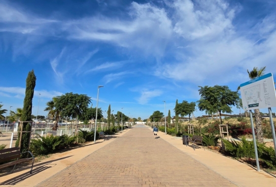 Resale - Villa - Torrevieja - El Chaparal