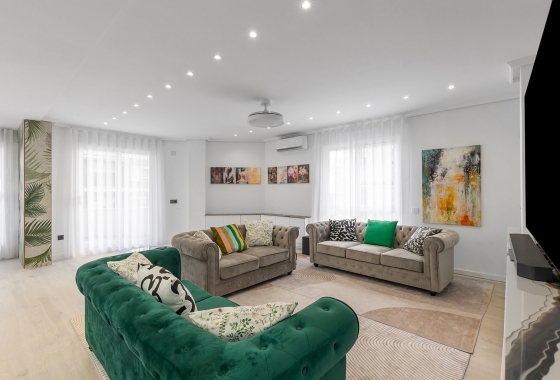 Resale - Apartment / flat - Los Montesinos