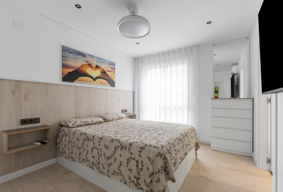 Resale - Apartment / flat - Los Montesinos