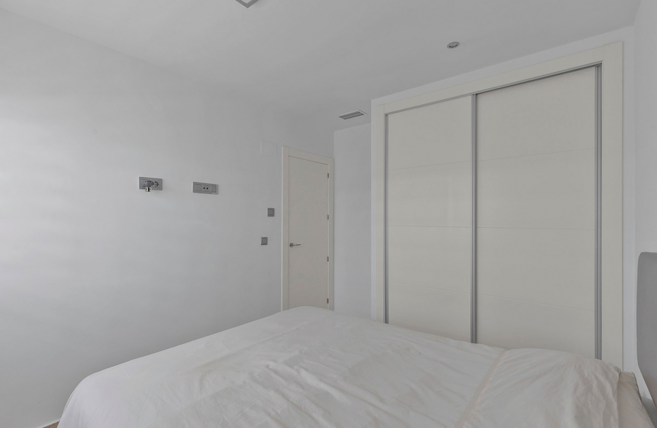 Resale - Villa - Orihuela Costa - Vistabella Golf