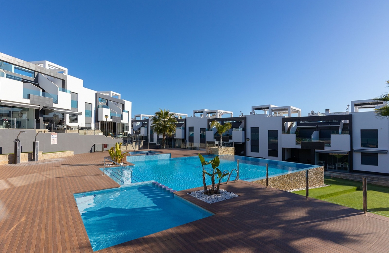 Resale - Apartment / flat - Punta Prima