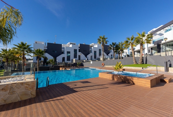 Resale - Apartment / flat - Punta Prima