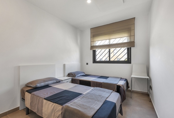 Resale - Apartment / flat - Punta Prima